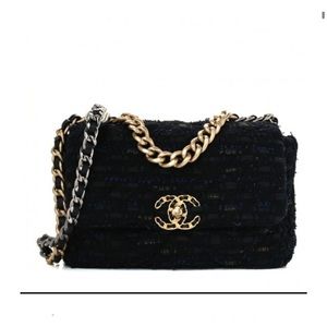 Tweed Quilted Medium Chanel 19 Flap Black
